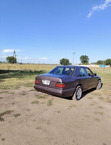 степ эреф 1: Mercedes-Benz W124: 1993 г., 2.2 л, Кол менен иштөөчү, Бензин — 7