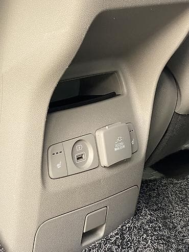 нисан караван: Kia Carnival: 2018 г., 2.2 л, Автомат, Дизель, Минивэн — 9