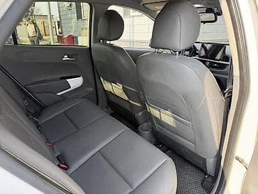 эо 3323: Kia Morning: 2017 г., 1 л, Автомат, Бензин, Хэтчбэк — 4