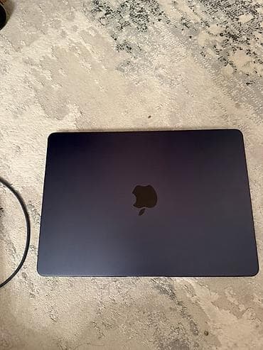 Для учебы, Б/у, Apple M2, ОЗУ, RAM: 8 ГБ