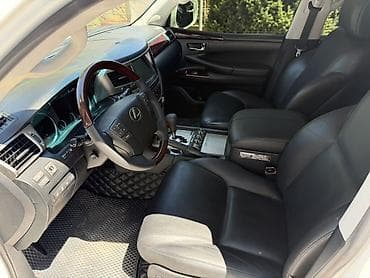 Lexus LX: 2013 г., 5.7 л, Автомат, Бензин, Внедорожник — 7