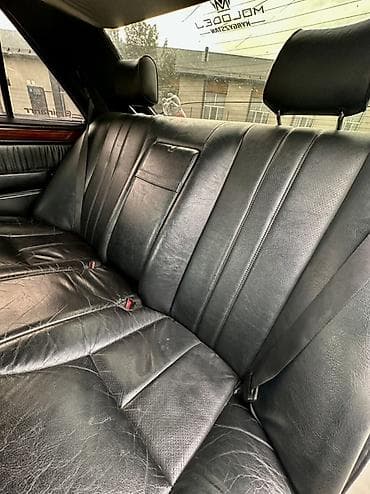 тягачь вольва: Mercedes-Benz W124: 1994 г., 2.2 л, Автомат, Бензин, Седан — 4