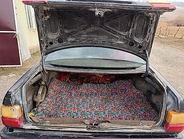 c4 a6: Audi 100: 1990 г., 2.3 л, Ручные, Бензин, Седан — 5