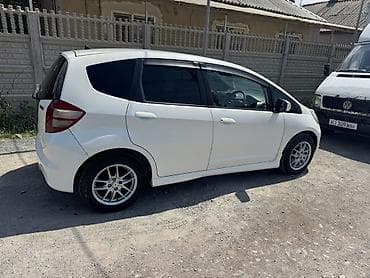 bew e34: Honda Fit: 2008 г., 1.5 л, Вариатор, Бензин, Хэтчбэк — 6