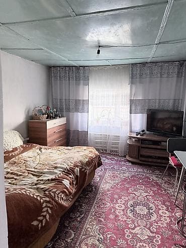 шлагбаумов: 🏠 Продаётся 4-комн. дом р/н Шлагбаум! 📐 Площадь дома: 82 м² | участок — 8