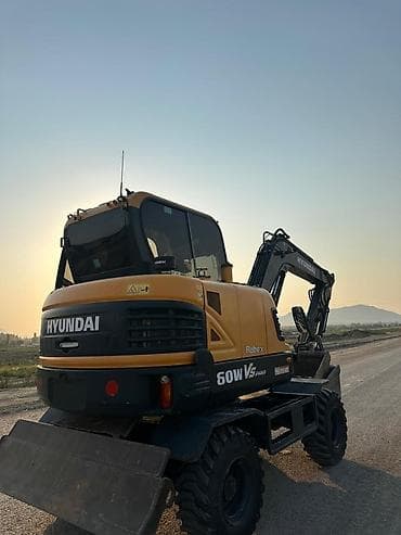 Услуги экскаватора: Экскаватор | Планировка участка, Демонтаж, Выкорчевывание пней — 1