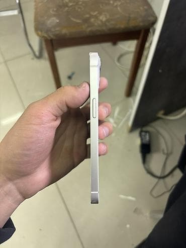 iphone qw: IPhone 13, Б/у, 128 ГБ, Старлайт, Защитное стекло, Чехол, 88 % — 4