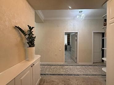 квартира 8 микрорайон: 2 комнаты, 83 м², 6 этаж, Косметический ремонт — 5