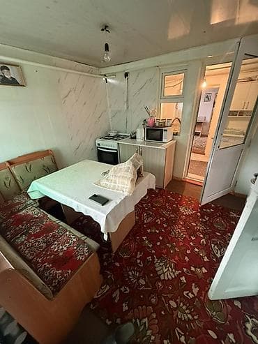 jack 4: Продаю пол дома 4-х комнатный С мебелью В доме имеется; душевая — 8