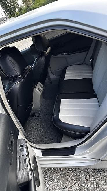 Toyota Camry: 2012 г., 2.5 л, Автомат, Газ, Седан — 6
