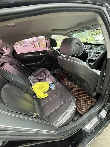 Продажа авто: Hyundai Sonata: 2018 г., Автомат, Седан — 4