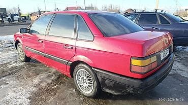 bmw e9: Volkswagen Passat: 1991 г., 1.8 л, Механика, Бензин, Седан — 9
