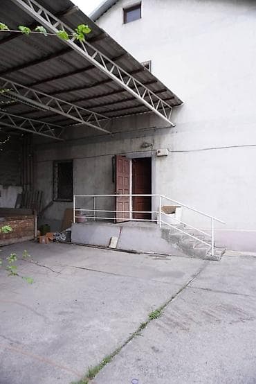 fred perry: Продажа магазинов Отдельностоящий магазин, 300 м², Старый ремонт, Отдельный вход, 2 этаж — 2