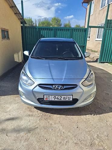 2011: Hyundai Accent: 2011 г., Механика, Седан — 1