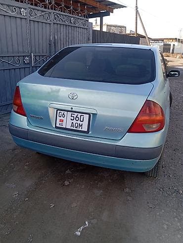 Toyota Prius: 1999 г., 1.5 л, Автомат, Гибрид, Седан