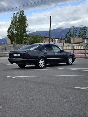 кирг шёлк: Mercedes-Benz E-Class: 1996 г., 2 л, Кол менен иштөөчү, Газ, Седан — 9
