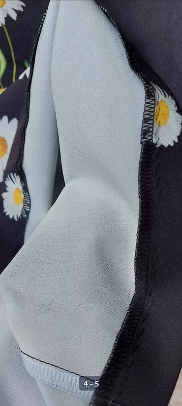 Личные вещи: Топ из неопрена
42-44размер 
 новый 
Италия
Центр — 4