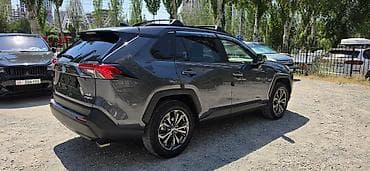 Транспорт: Toyota RAV4: 2022 г., 2.5 л, Автомат, Гибрид, Внедорожник — 4