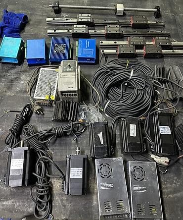 Комплект для сборки/апгрейда станка с ЧПУ Состав: - Направляющие