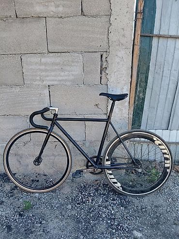 Спорт и хобби: Фикс-байк (fixed gear) с шоссейной посадкой - Рама: стальная — 2