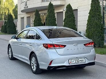 Hyundai Sonata: 2018 г., 2 л, Автомат, Газ, Седан — 4