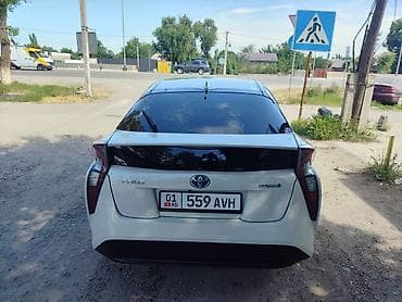 prius: Toyota Prius: 2018 г., Гибрид, Лифтбек — 7