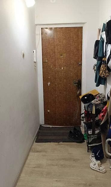 2 комнаты, 44 м², 7 мкр 104 серия, 4 этаж, Косметический ремонт — 7
