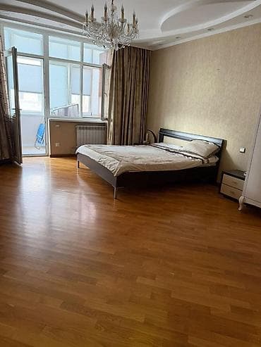 Квартиры: 3 комнаты, 133 м² — 6