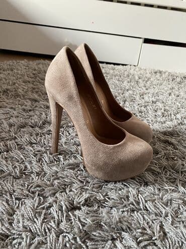 рабочие одежды: Шикарные туфли на высокой платформе. Hristian louboutin — 3