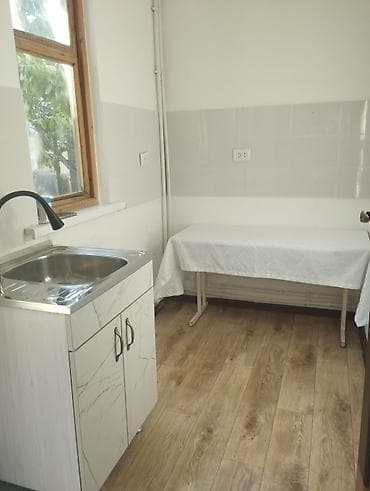 подселени: 16 м², С мебелью — 3