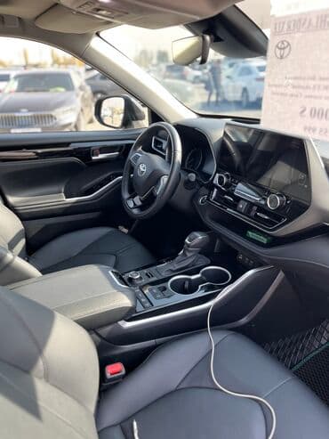 купить авто без посредников от хозяина недорого: Toyota Highlander: 2023 г., 2 л, Типтроник, Бензин, Кроссовер — 7