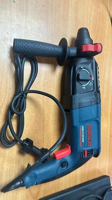 электро бур: Перфораторы сетевые (SDS-plus) 1) Bosch GBH 2-26 DRE Professional - — 1