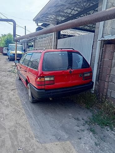 пороги passat b3: Volkswagen Passat: 1993 г., 1.8 л, Механика, Бензин, Универсал — 4
