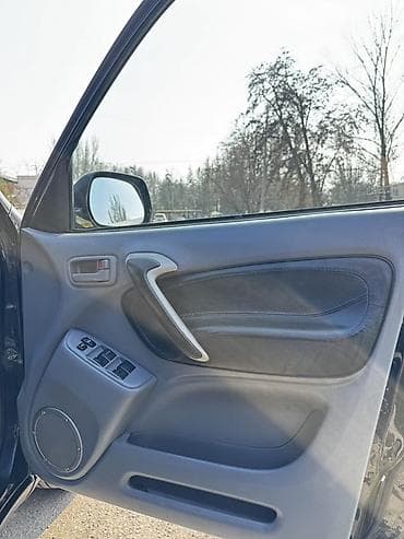 багажник раф 4: Toyota RAV4: 2003 г., 2 л, Автомат, Бензин, Кроссовер — 6