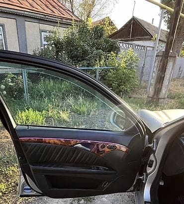 Mercedes-Benz E-Class: 2004 г., 3.2 л, Автомат, Газ, Седан — 10