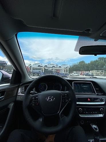 кармашка соната: Hyundai Sonata: 2020 г., 2 л, Автомат, Электромобиль, Седан — 8