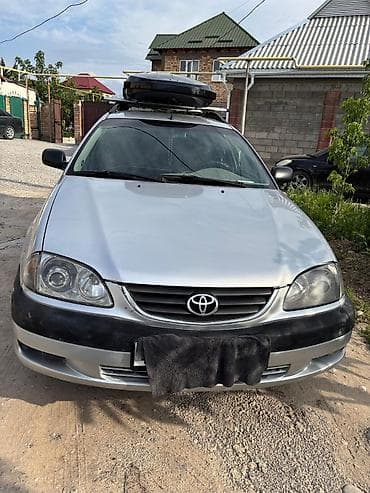Toyota Avensis: 2001 г., 1.8 л, Механика, Бензин, Универсал