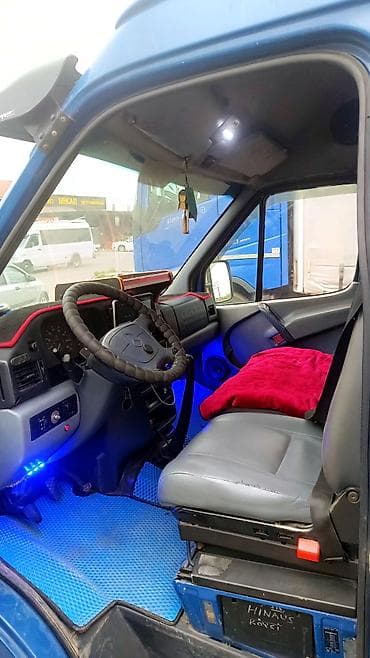 компрессоры б у: Легкий грузовик, Mercedes-Benz — 6