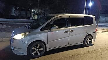 м 119: Honda Stepwgn: 2005 г., Автомат, Газ, Минивэн — 3