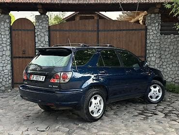 задний стоп лексус: Lexus RX: 2001 г., 3 л, Бензин, Кроссовер — 4