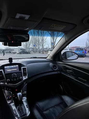 круиз контроль: Chevrolet Cruze: 2013 г., 1.8 л, Автомат, Бензин, Седан — 8