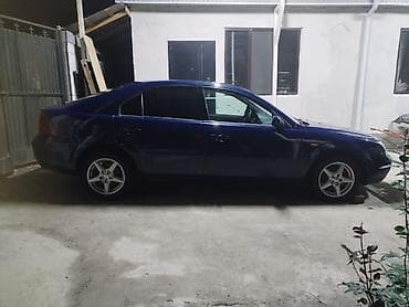 Ford Mondeo: 2002 г., 1.8 л, Механика, Бензин, Седан