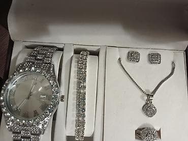 комбо 3 в 1: ✨ Набор украшений + часы (новый) ✨ Продаётся красивый набор украшений — 3