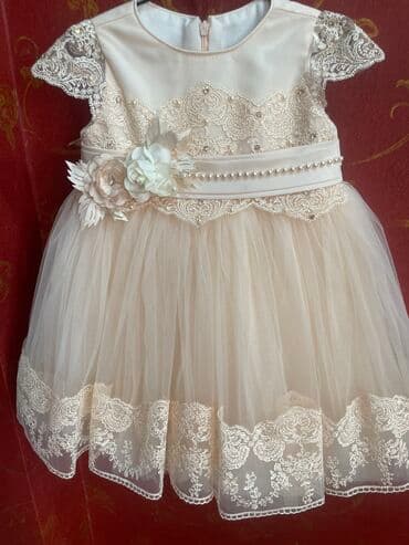 дом вещи: Детское платье, цвет - Молочный, Б/у — 1