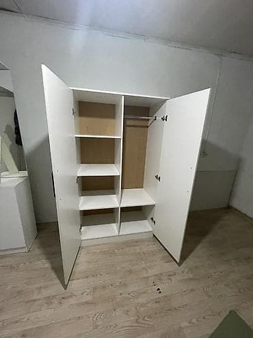 домашние одежды: Продаю шкаф новый 1,8/1м/50 см — 3