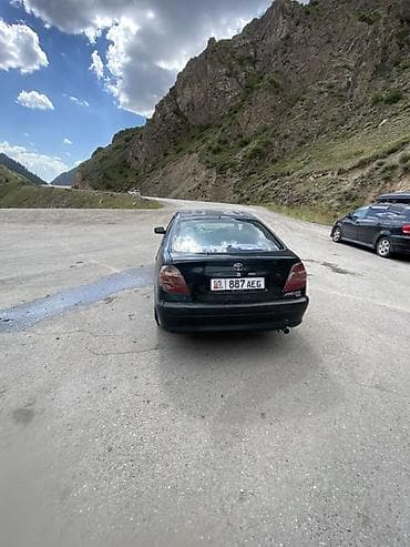 colf 2: Toyota Avensis: 2002 г., 2 л, Автомат, Бензин, Седан — 5