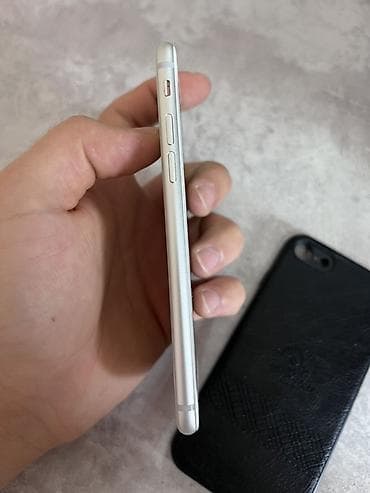 iphone 11 max: IPhone 8, Б/у, 64 ГБ, Белый, Чехол, 89 % — 7