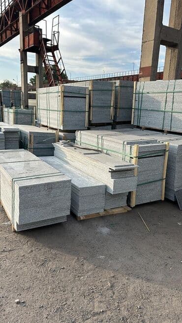 реставрация лестниц: Демонтажные работы, Монтаж декоративных элементов, Ремонт фасада | Балясины, Лепнина, Рамки | Гранит, Жидкий травертин, Мрамор | Базальт Больше 6 лет опыта — 8