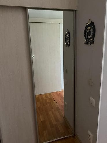 Кыймылсыз мүлк: 1 бөлмө, Илимдер академиясы Менчик ээси, Жаныбарлары жок, 3 айдан баштап, Толугу менен эмереги бар — 7