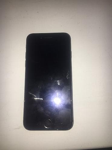 Apple iPhone: IPhone 7, Черный — 2